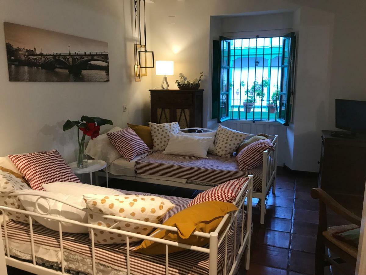 Apartamento Las Setas Seville Exterior photo